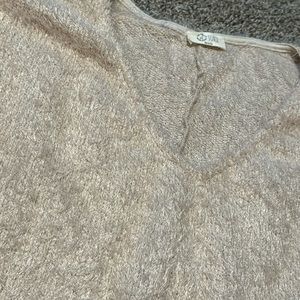 Be Stage palest pink (beige?) eyelash v-neck 3/4 sleeve sweater (2XL) EUC!